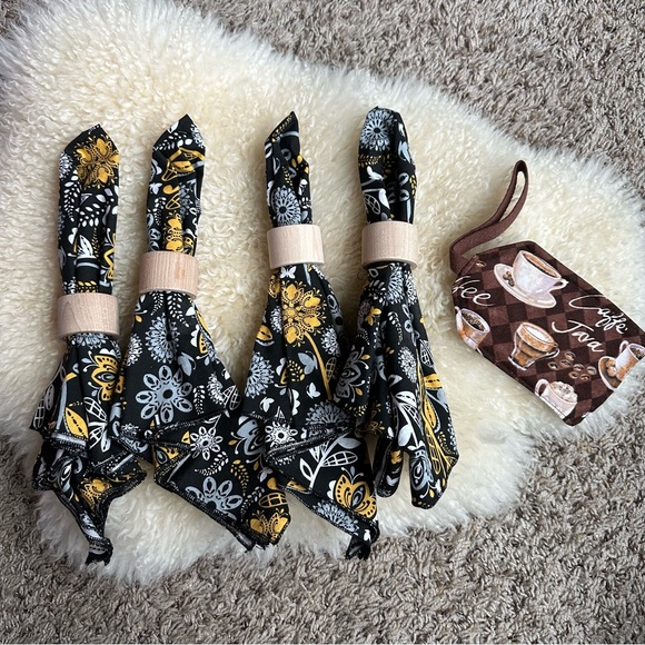 Kitchen New Handmade Cloth Napkins With Napkin Rings And Coffee